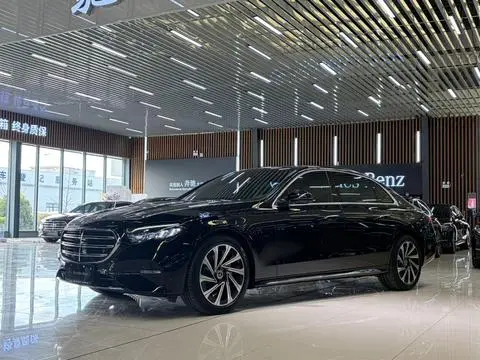 Mercedes-Benz E-Class 2024