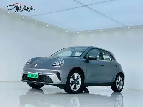 ORA 好猫 2025