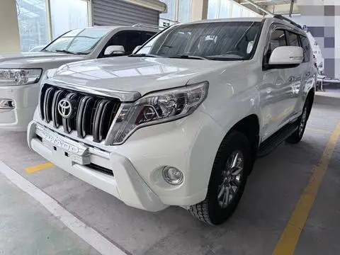 Toyota Prado 2016