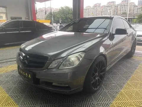 Mercedes-Benz E-Class 2010