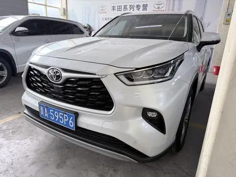 Toyota Highlander 2024