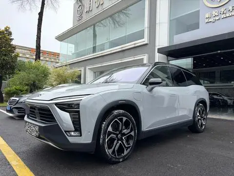 NIO ES8 2020