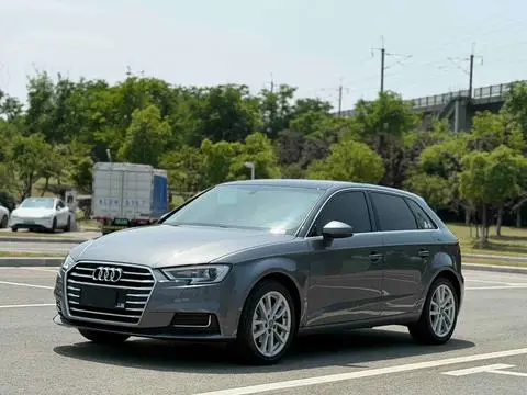 Audi A3 2020 — фото 1