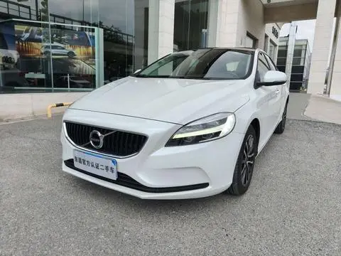Volvo V40 2018