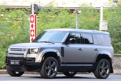 Land Rover 卫士 2023