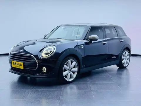 MINI CLUBMAN 2022