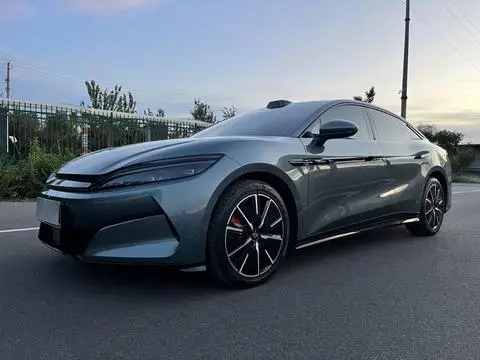 BYD Han L DM 2025 — фото 1