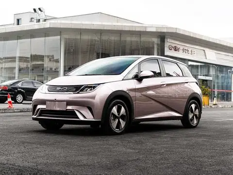 BYD Dolphin 2023 — фото 1