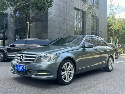Mercedes-Benz C-Class 2011