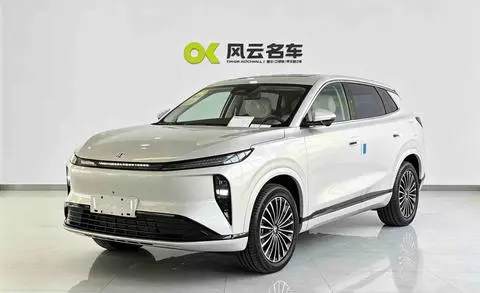 Dongfeng L8 PHEV 2025