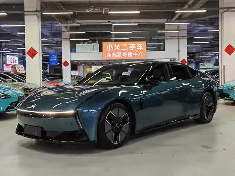 XPeng 小鹏P7 2025