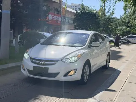 Hyundai Elantra Langdong 2015