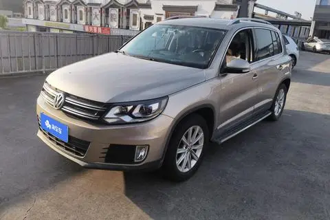 Volkswagen Tiguan 2015 — фото 1