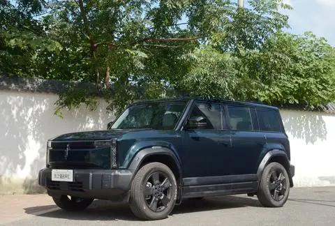 iCAR 03 2024