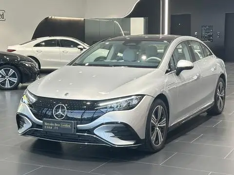 Mercedes-Benz EQE 2025