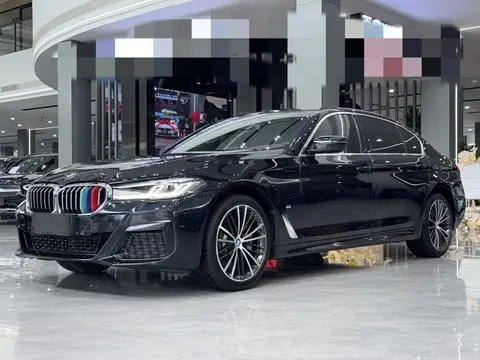 BMW 5 Series 2022 — фото 1