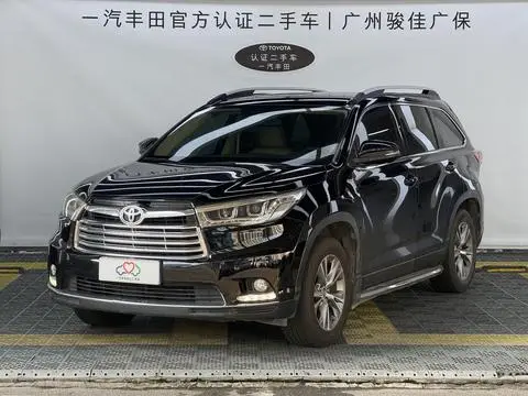 Toyota Highlander 2015 — фото 1