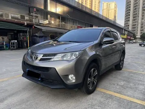 Toyota RAV4 2015