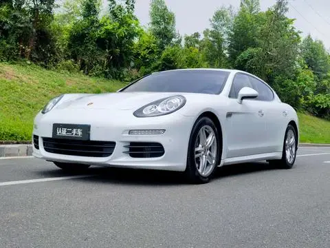 Porsche Panamera 2016