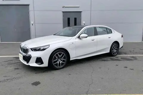 BMW i5 2025
