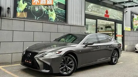 Lexus LS 2018