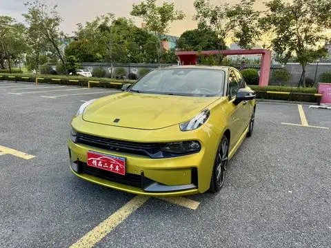 Lynk & Co 03 2020