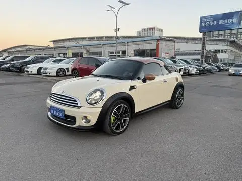 MINI COUPE 2012