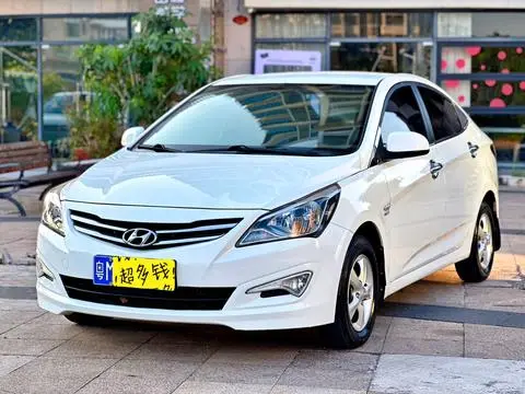 Hyundai 瑞纳 2014