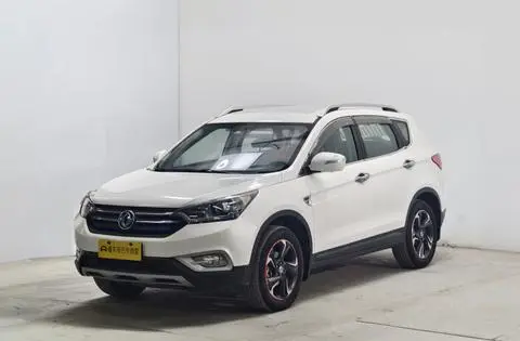 Dongfeng AX7 2015