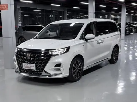 Roewe iMAX8 2023