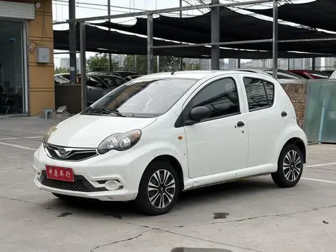 BYD F0 2015