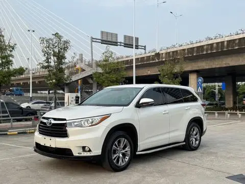 Toyota Highlander 2015