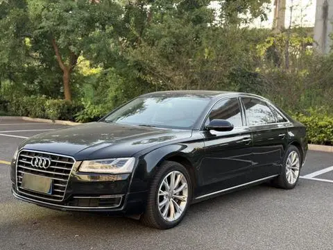 Audi A8 2014