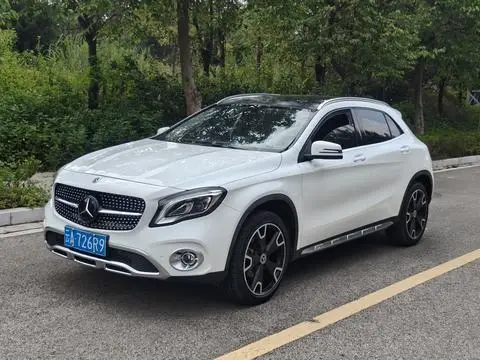 Mercedes-Benz GLA 2017