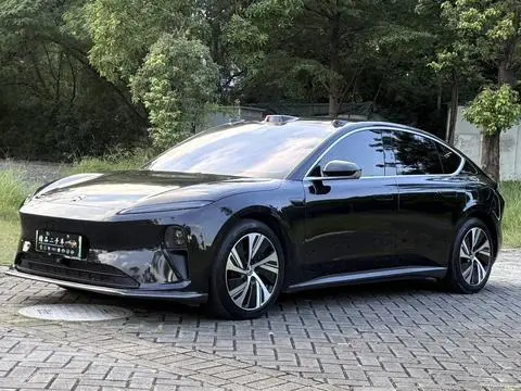 NIO ET5 2022
