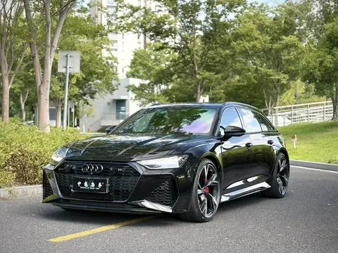 Audi RS 6 2022