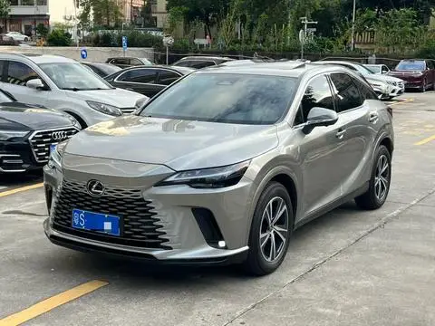 Lexus RX 2025 — фото 1