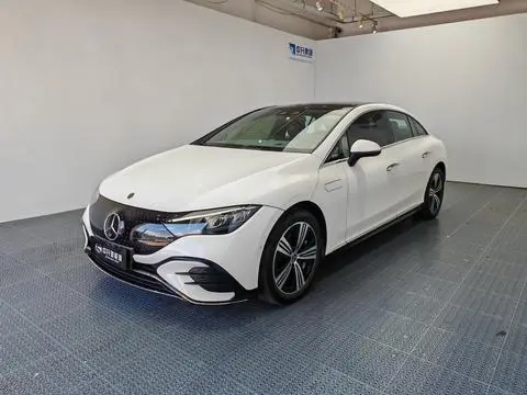 Mercedes-Benz EQE 2022