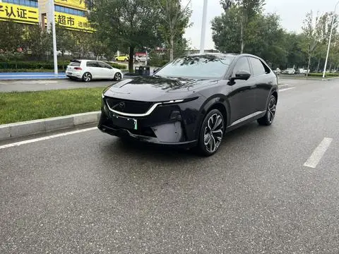 Mazda EZ-60 2025