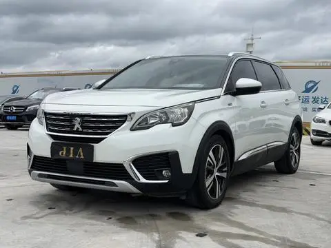 Peugeot 5008 2017