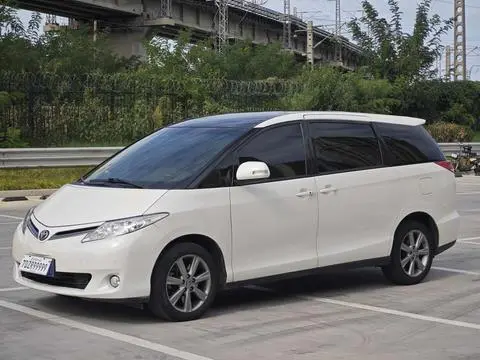 Toyota 普瑞维亚 2012