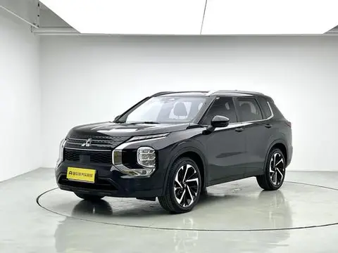 Mitsubishi 欧蓝德 2023
