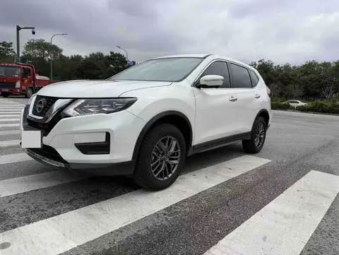 Nissan 奇骏 2025
