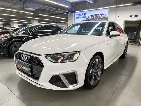 Audi A4L 2020 — фото 1