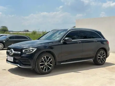 Mercedes-Benz GLC 2021 — фото 1