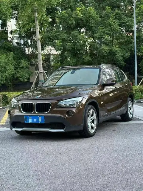 BMW X1 2012 — фото 1