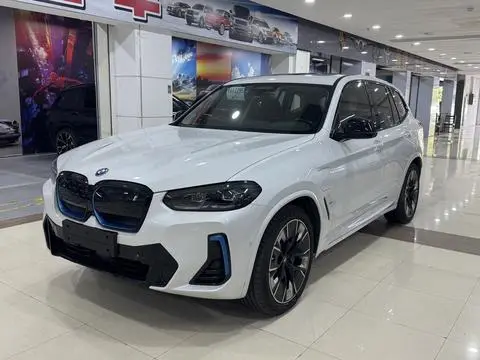 BMW iX3 2022