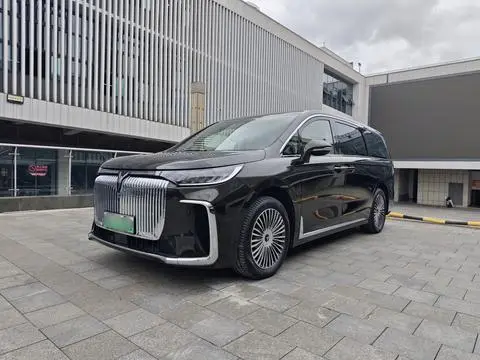 Voyah 梦想家 PHEV 2025