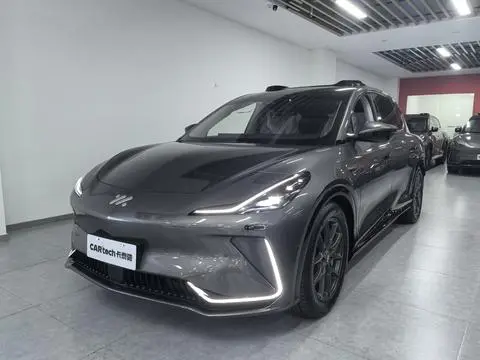 IM Motors 智己LS7 2023