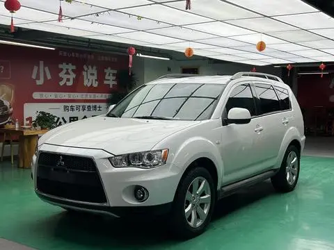 Mitsubishi 欧蓝德 2011